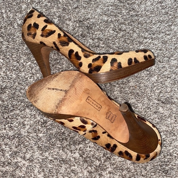 Steve Madden Rummble Leopard Calf Hair Heels - Picture 2 of 10